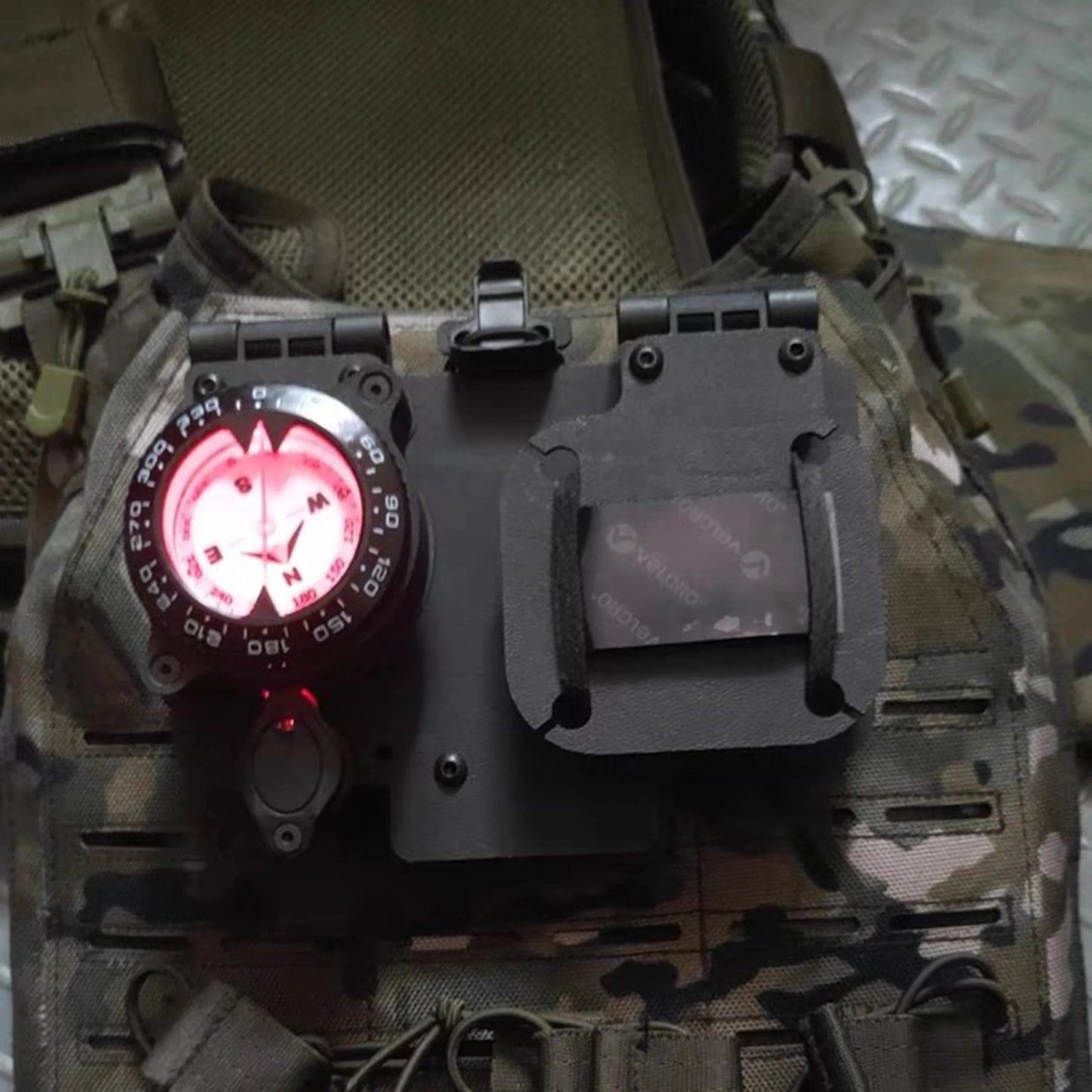 SC-100 TACTICAL OIL-FILLED COMPASS – Military Navigation Tool